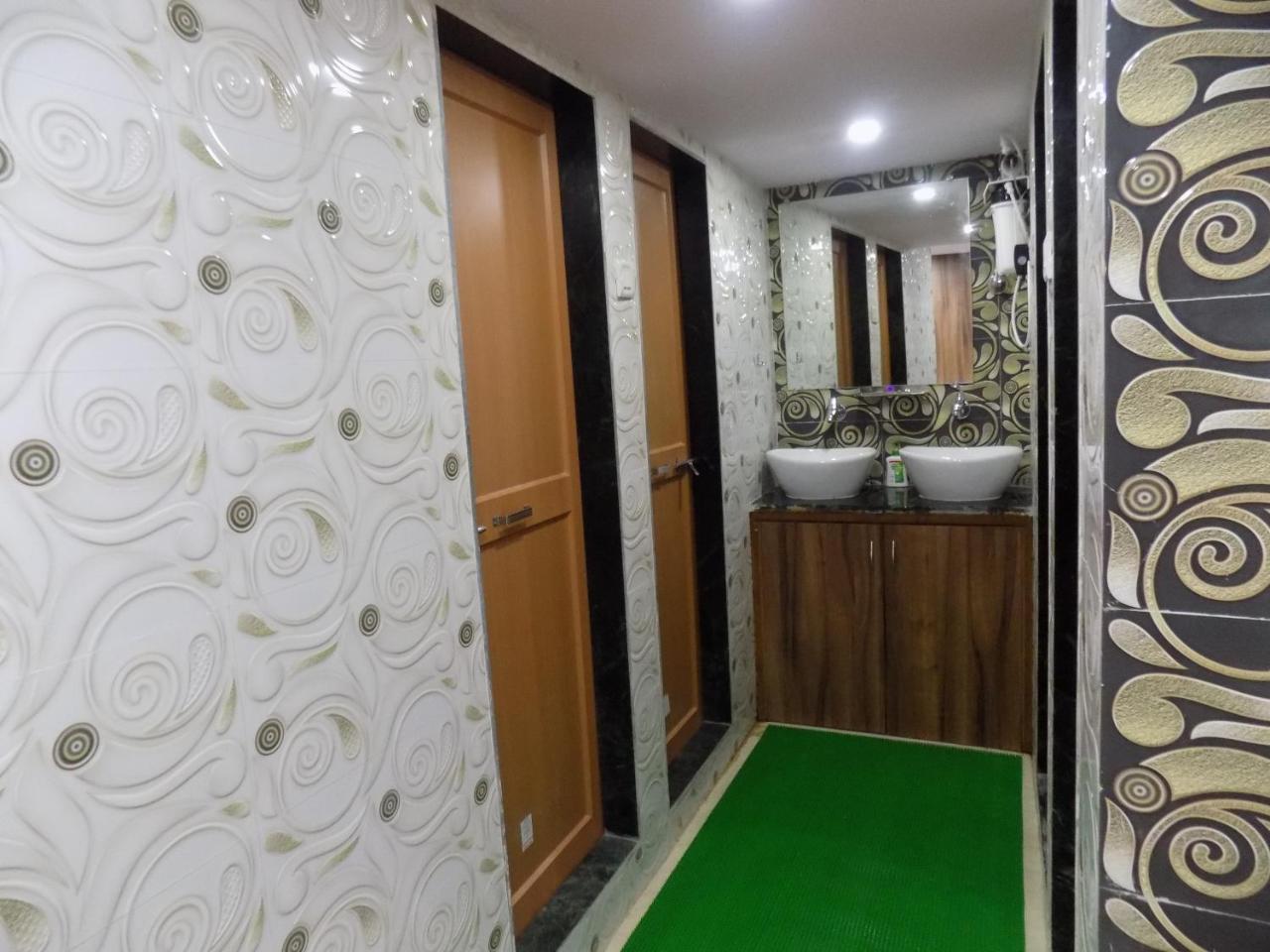 Metro Inn Dormitory Mumbai Exterior foto